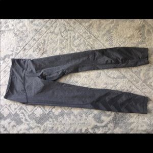 Lulu lemon size 2 grey leggings